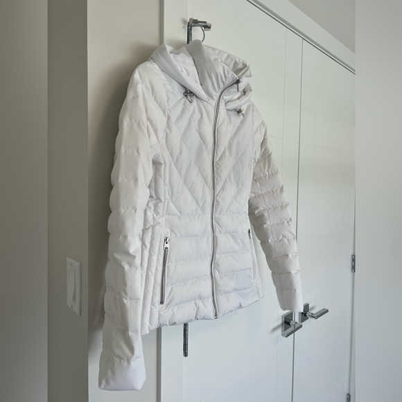 Abercrombie & Fitch White Down Insulated Winter Puffer Jacket - Picture 2 of 10